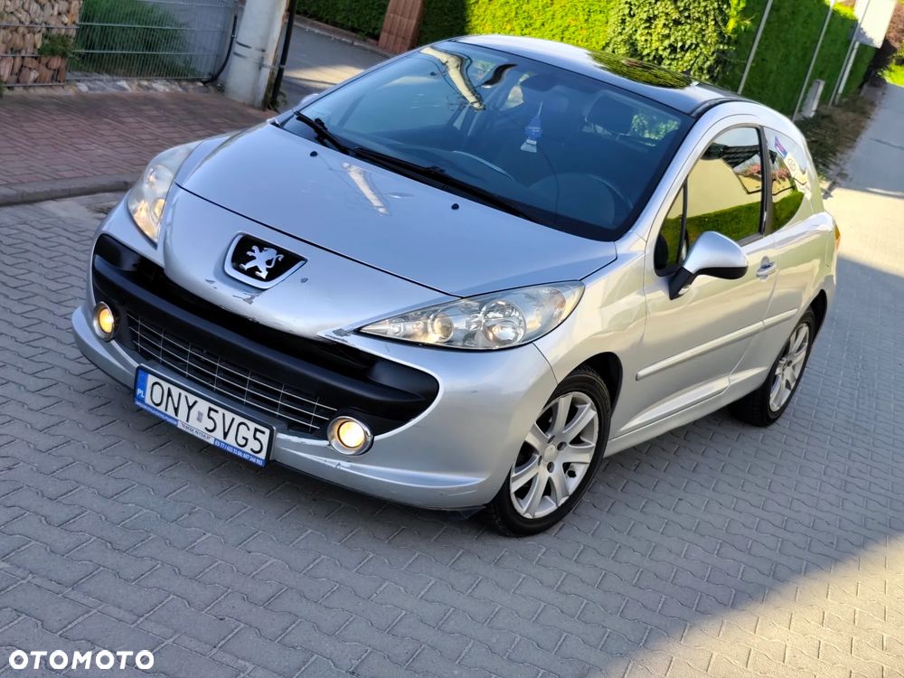 Peugeot 207 90 HDi FAP (Blue Lion) Sport - 2
