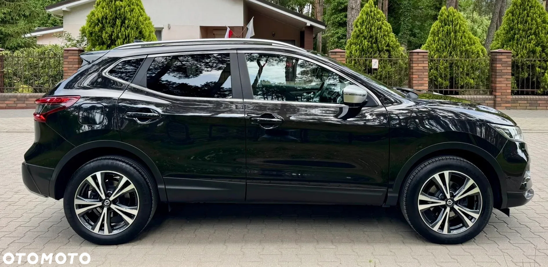 Nissan Qashqai 1.3 DIG-T N-Connecta - 6