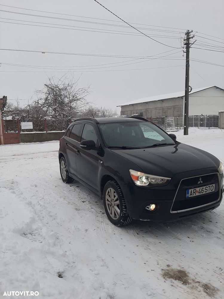 Mitsubishi ASX 1.8 DI-D 2WD Instyle - 12