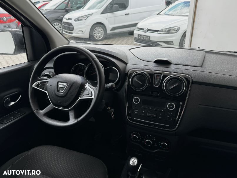 Dacia Lodgy 1.5 Blue dCi Laureate - 12