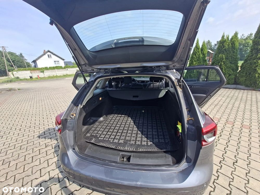 Opel Insignia - 20
