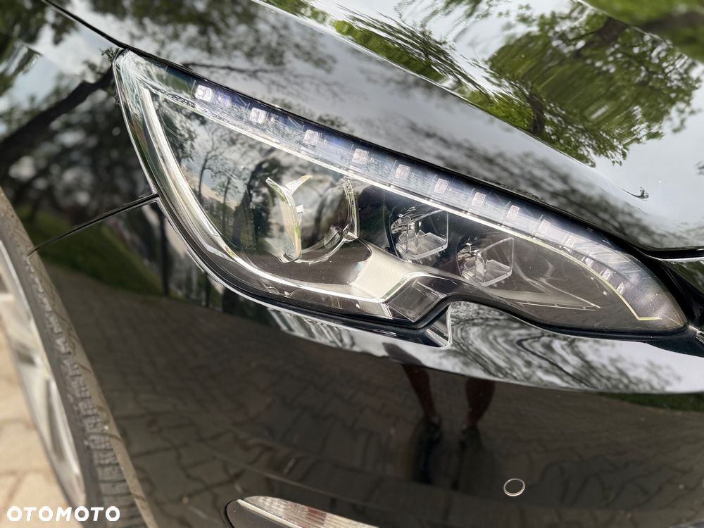 Peugeot 308 PureTech 130 GPF EAT8 Stop & Start Allure Pack - 4