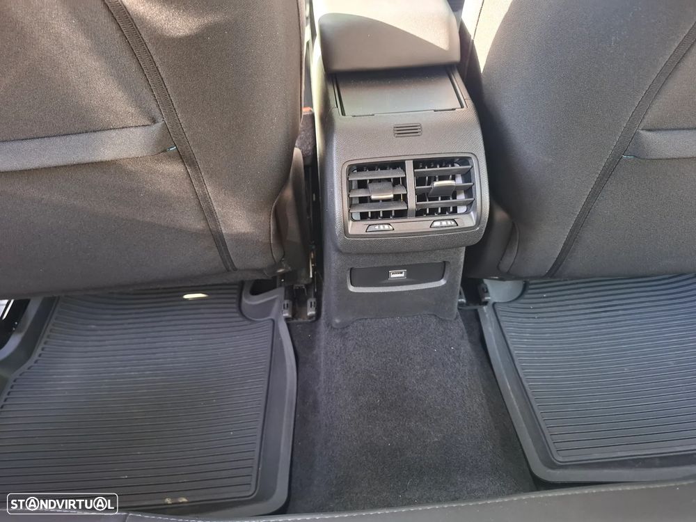 Citroën C4 X 1.5 BlueHDi Feel Pack EAT8 - 10