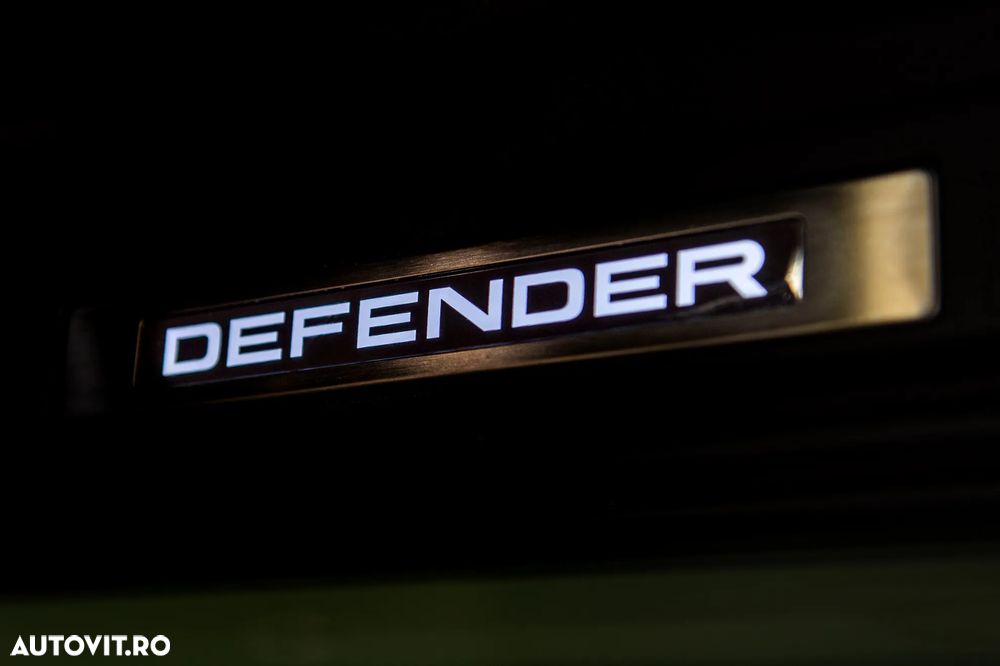 Land Rover Defender 110 2.0 P404 PHEV - 13