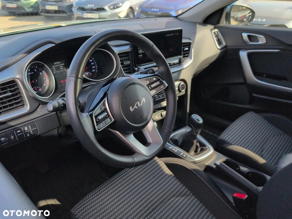 Kia XCeed 1.5 T-GDI M - 9