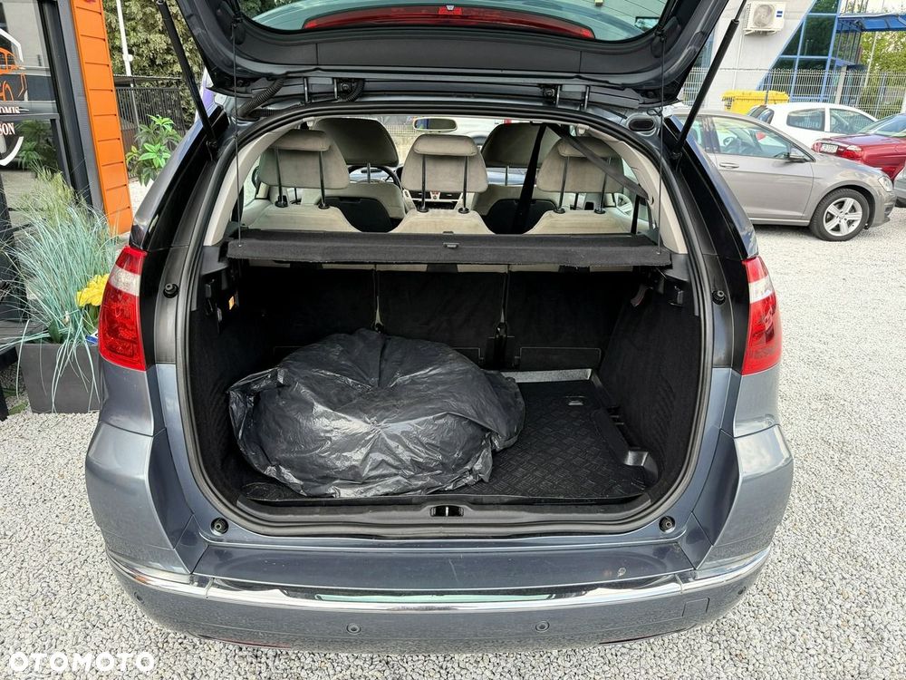 Citroën C4 Picasso 1.6 HDi FAP EGS6 Exclusive - 32