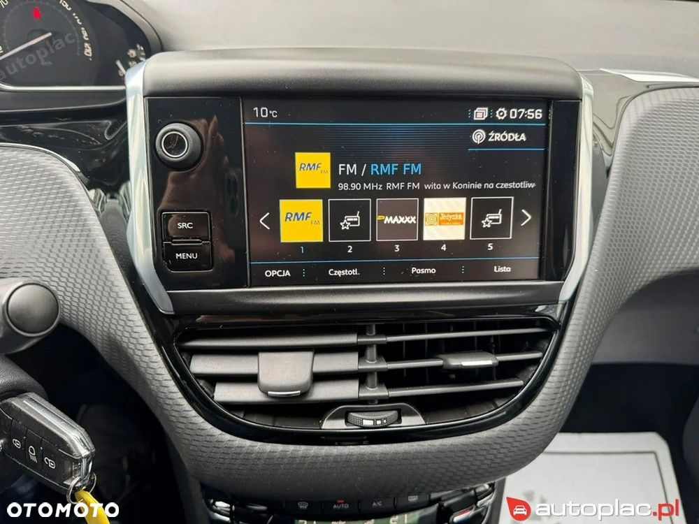 Peugeot 2008 1.2 Pure Tech GPF Allure S&S - 13