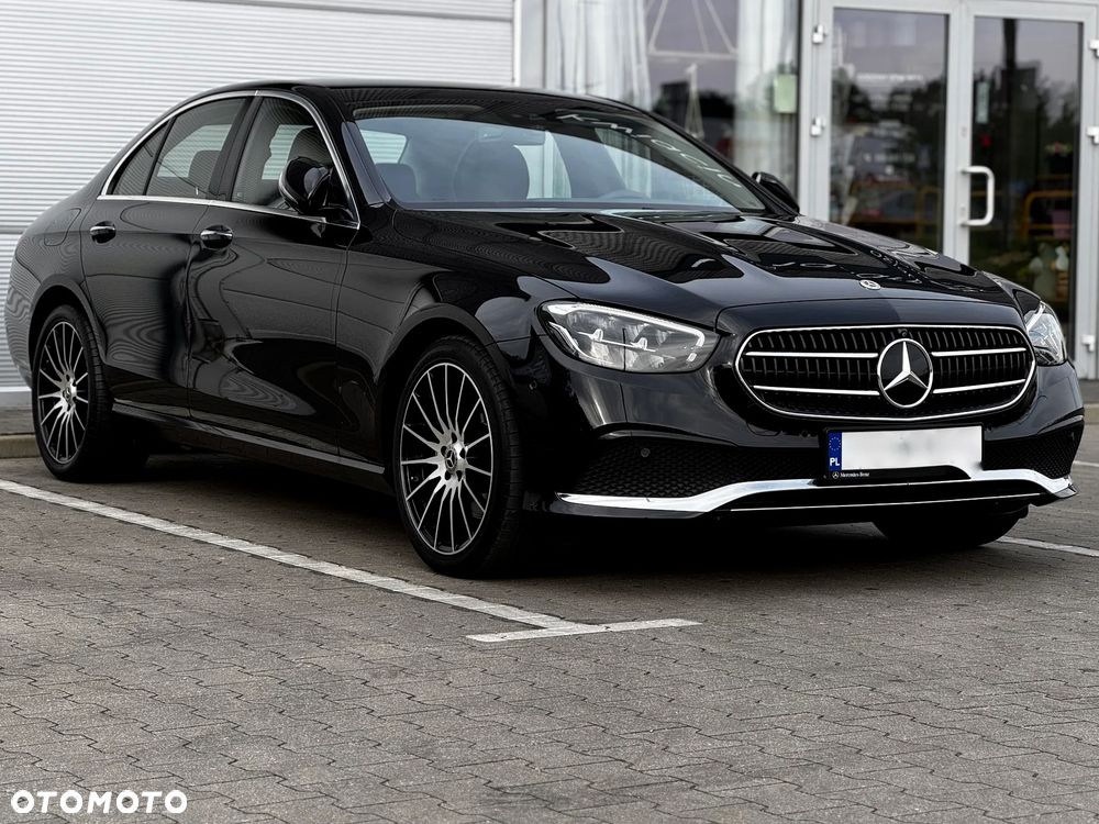 Mercedes-Benz Klasa E 220 d 4-Matic AMG/Avantgarde - 9