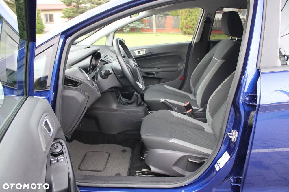 Ford Fiesta - 22