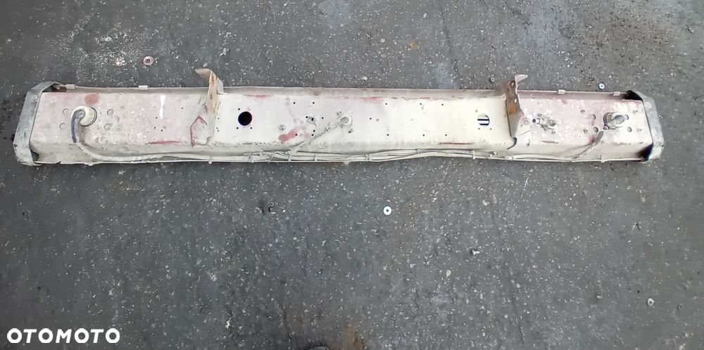 BELKA TYLNA IVECO DAILY II 1998r. !! - 2