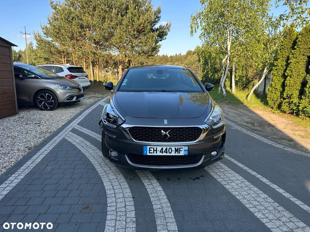 DS Automobiles DS 5 - 9