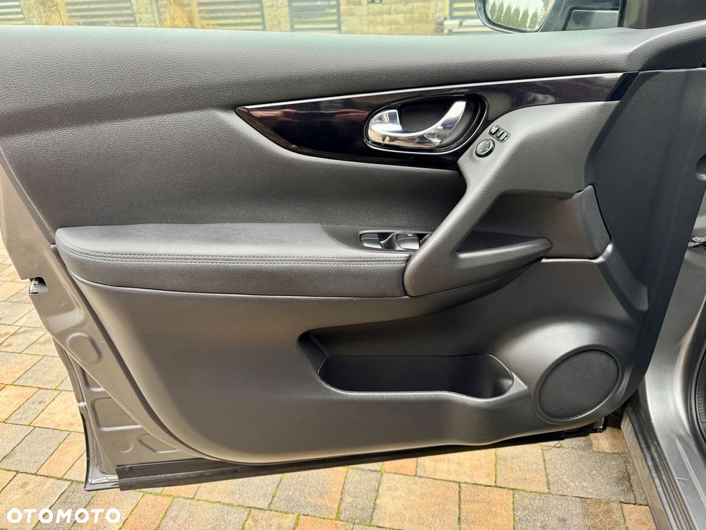 Nissan Qashqai 1.6 DIG-T TEKNA+ - 14