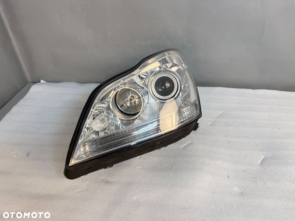 Lampa przednia lewa Mercedes-Benz GL X164 A164 XENON A1648203961 - 1
