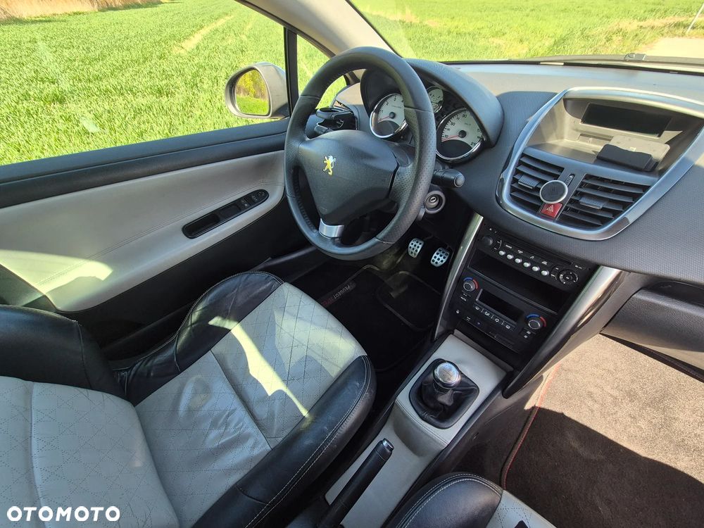 Peugeot 207 CC - 17