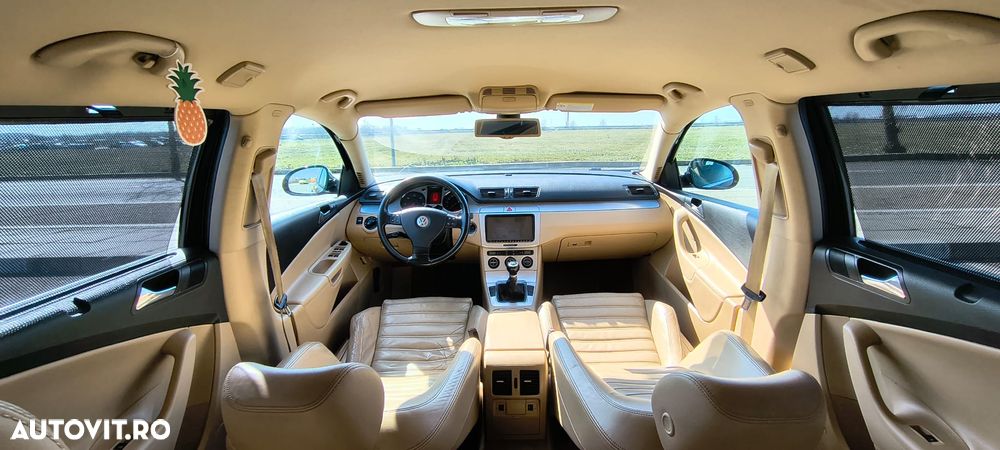 Volkswagen Passat 2.0 TDI Highline DPF - 9