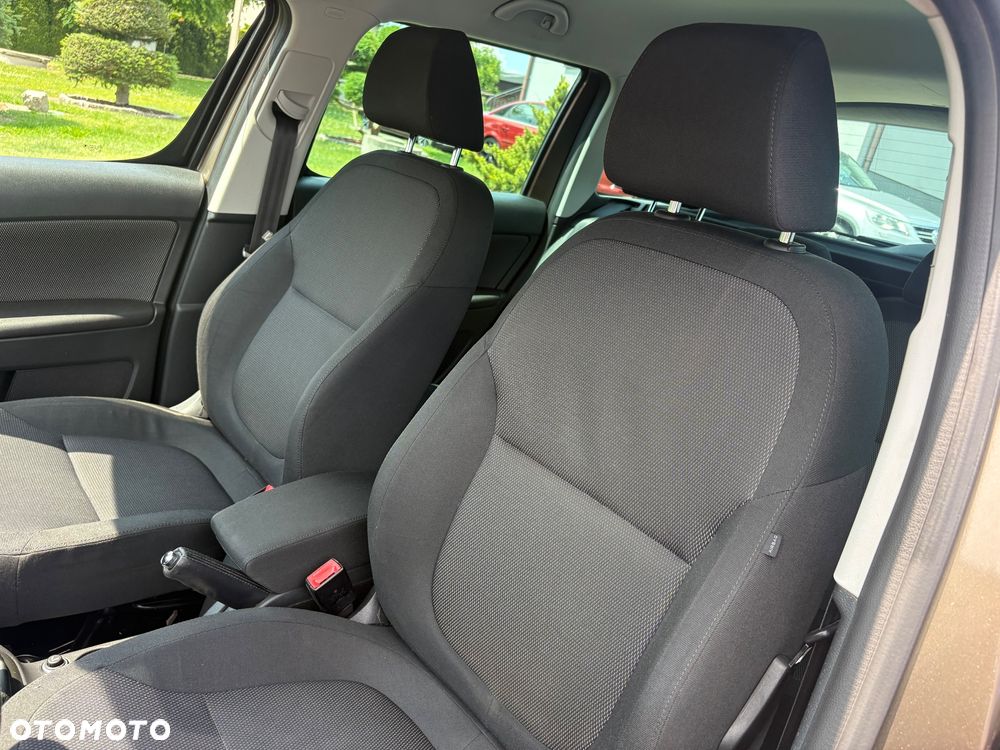 Skoda Yeti 2.0 TDI Active - 23
