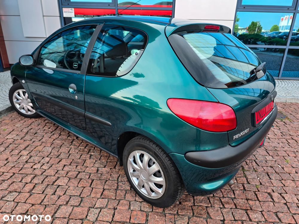 Peugeot 206 1.9 D XR - 12