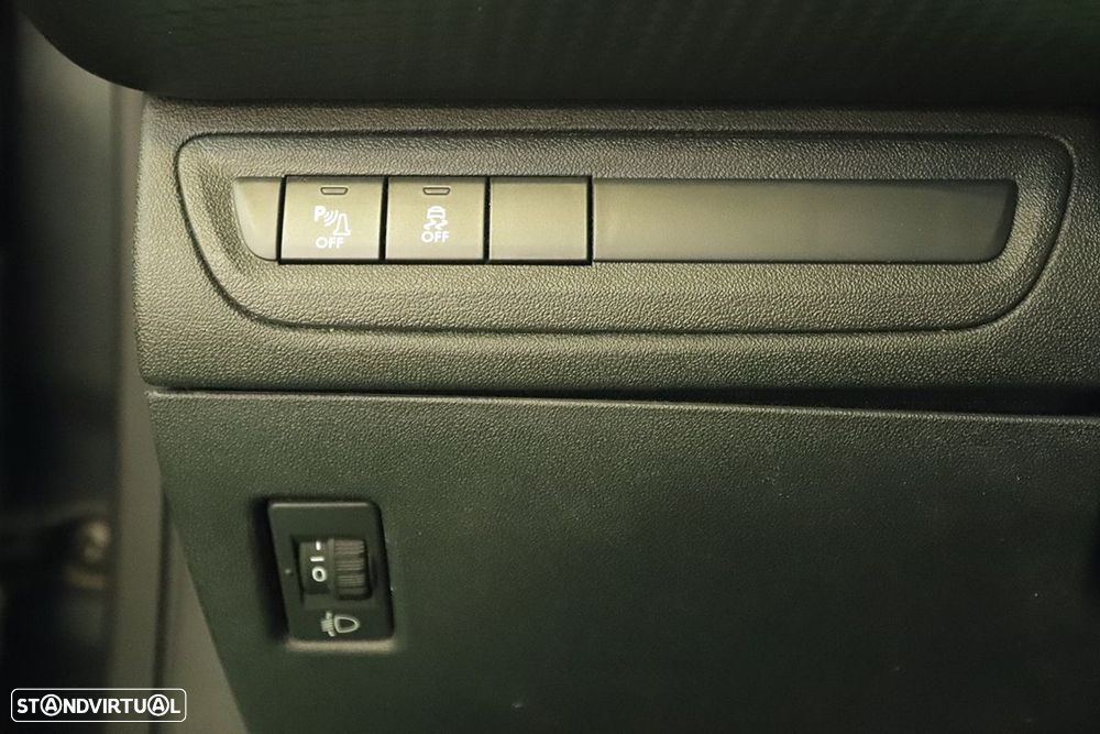 Peugeot 208 1.2 PureTech Style - 17