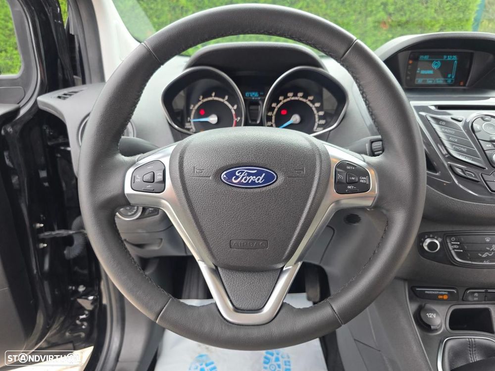 Ford Tourneo Courier 1.0 EcoBoost Titanium - 31