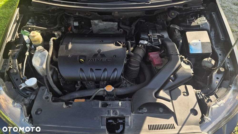 Mitsubishi Lancer - 4