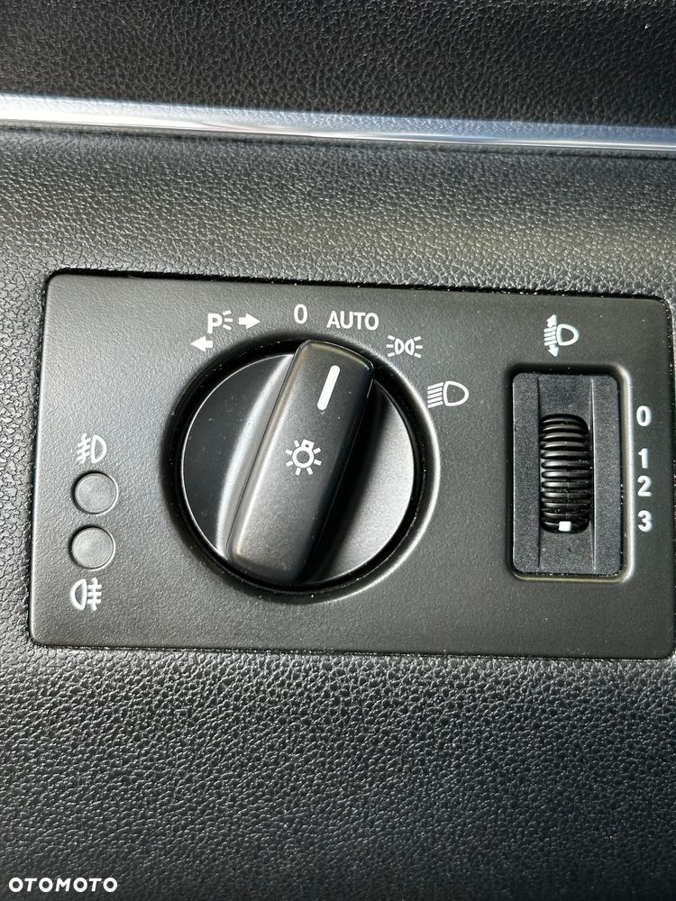 Mercedes-Benz Klasa B 160 BlueEFFICIENCY SPORT EDITION - 27