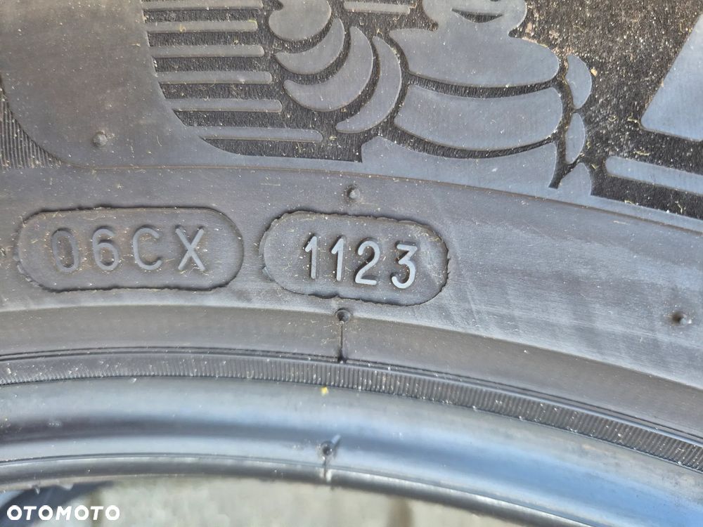 OPONY MICHELIN 225/55 R18  5mm.  DOT 1123 - 9