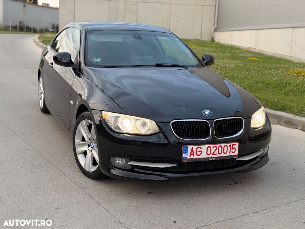 BMW Seria 3 320d M Sport Edition - 10