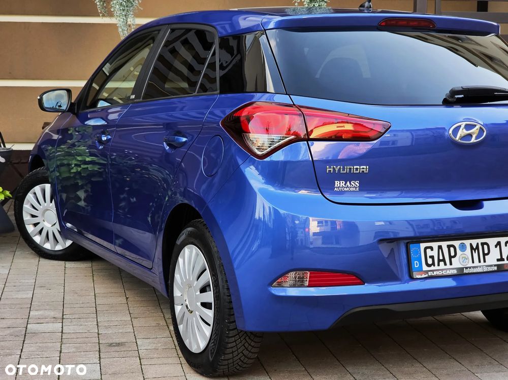 Hyundai i20 1.2 Passion - 25