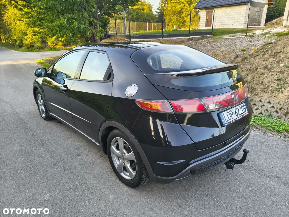 Honda Civic - 4