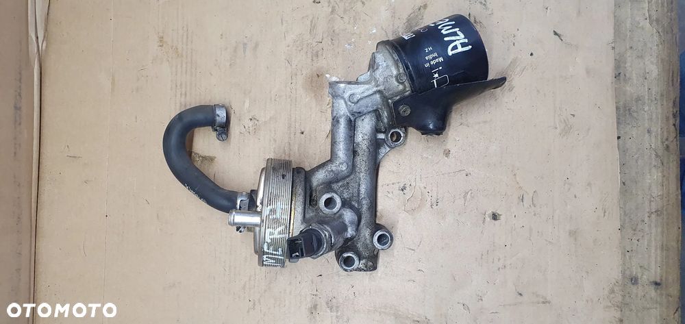 Podstawa filtra oleju chłodniczka Nissan Almera 1.5 16V 2130789J60 - 2