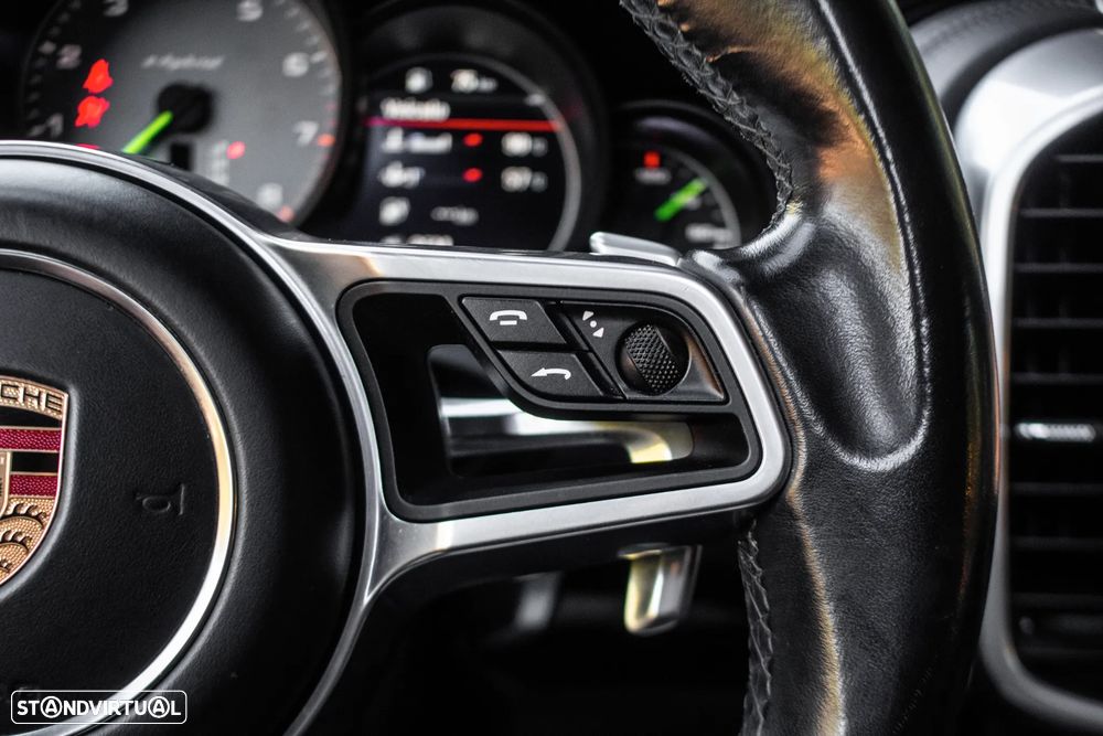 Porsche Cayenne S E-Hybrid - 13