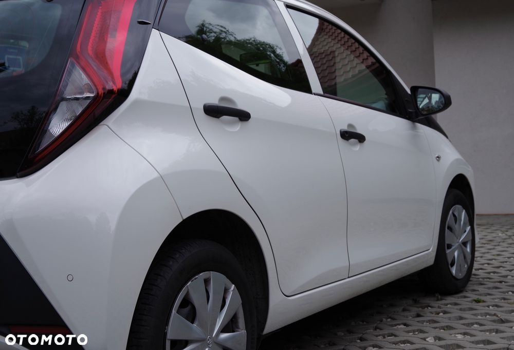 Toyota Aygo x - 7