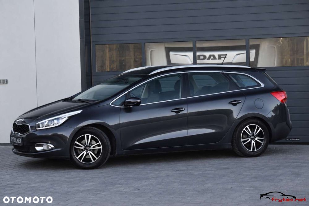 Kia Ceed - 9