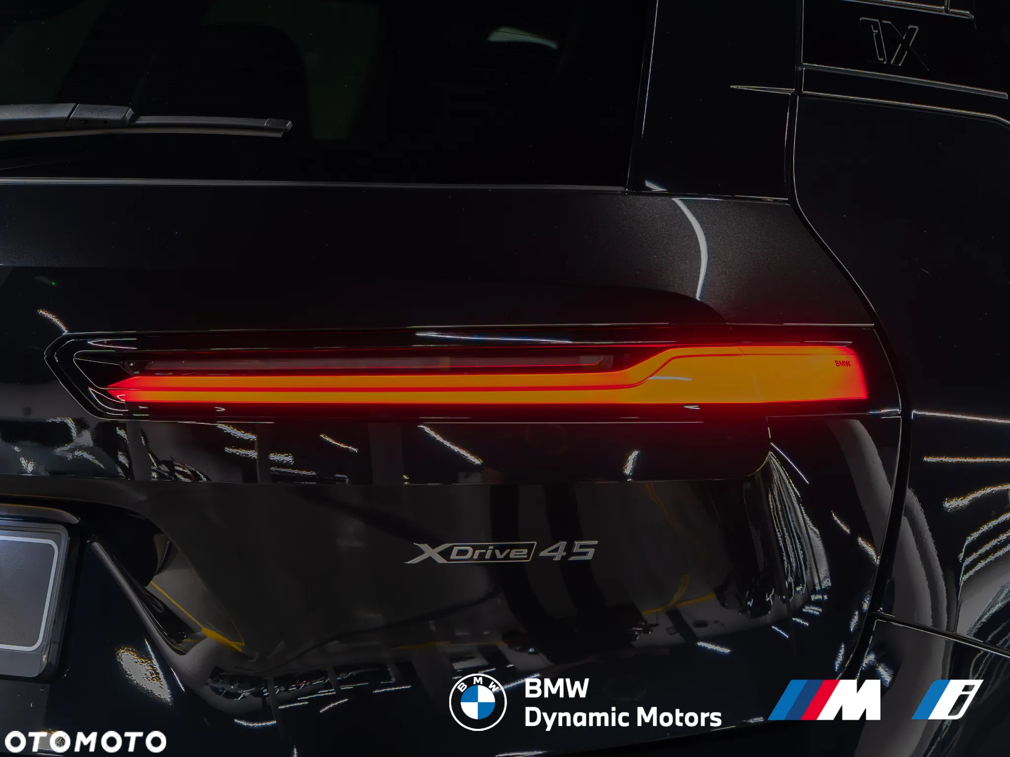 BMW iX xDrive45 - 12