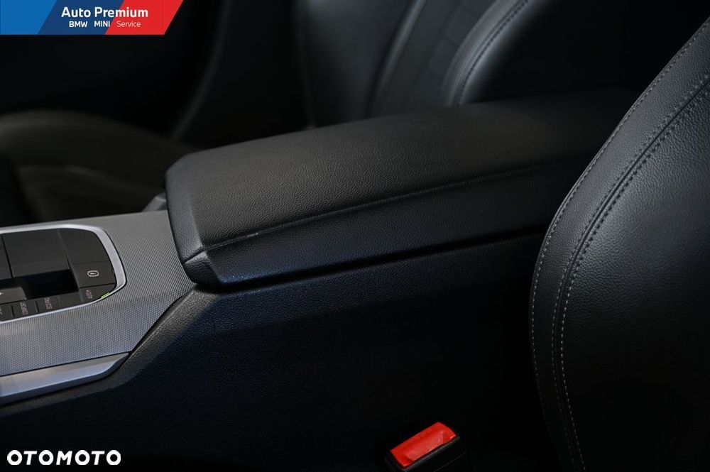 BMW Seria 3 318i Advantage - 9