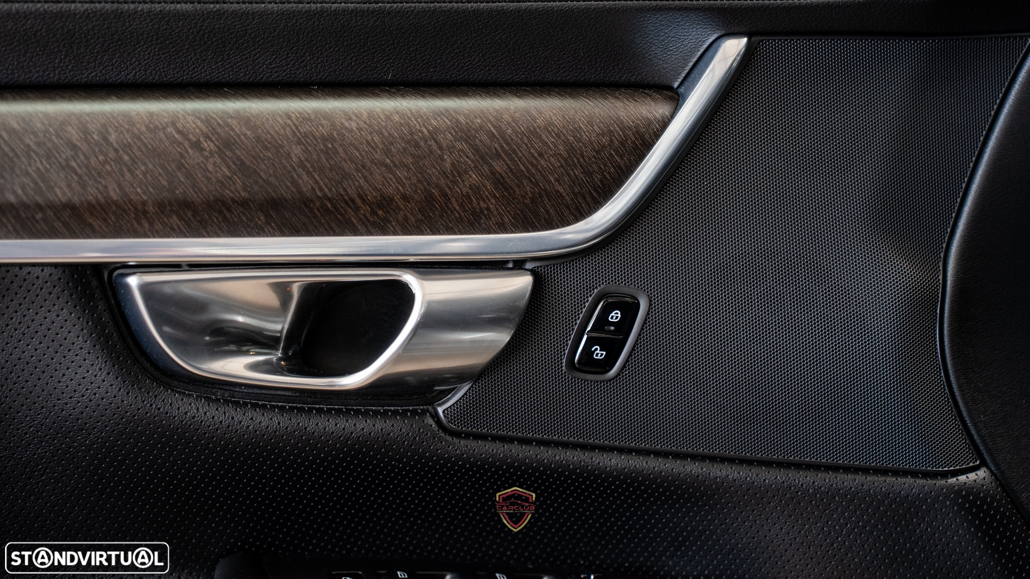 Volvo S90 2.0 T8 R-Design AWD Geartronic - 20