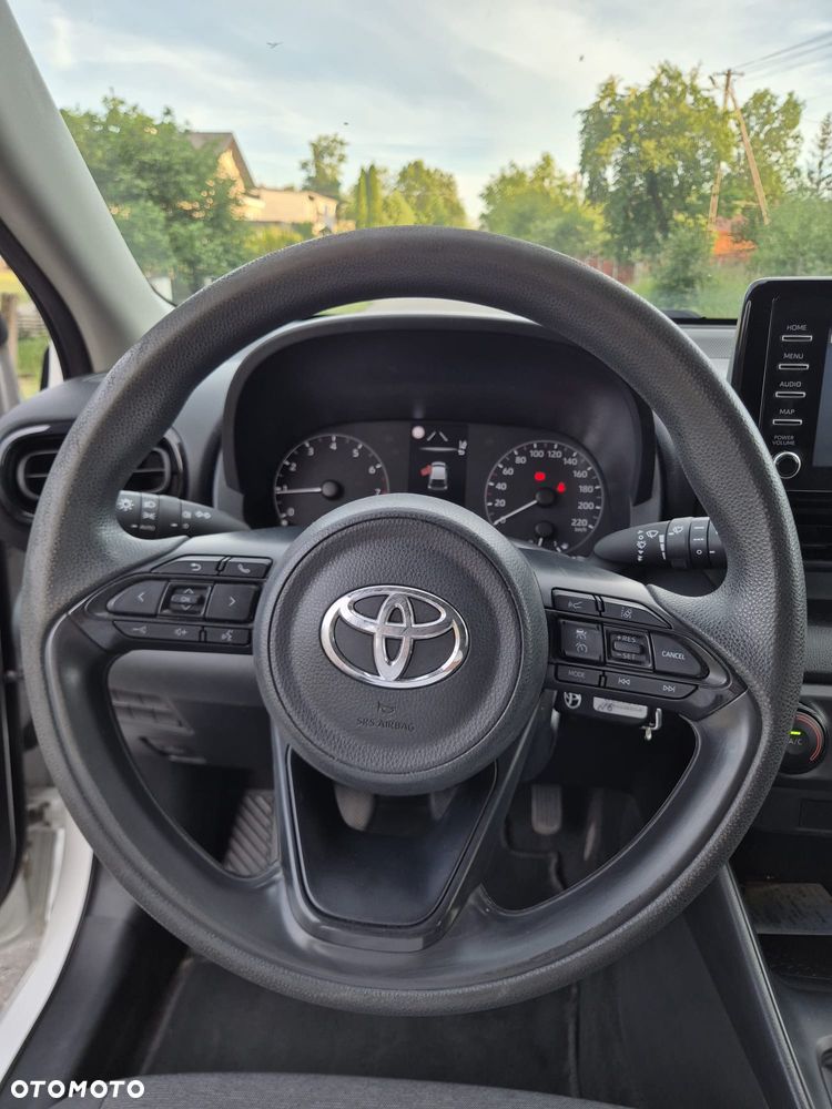 Toyota Yaris 1.0 Active - 10