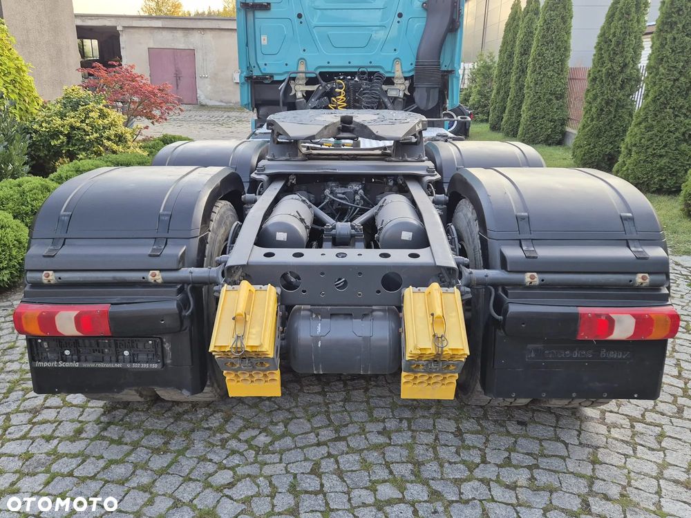 Mercedes-Benz AROCS - 7