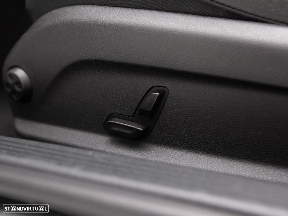 Mercedes-Benz C 220 - 12