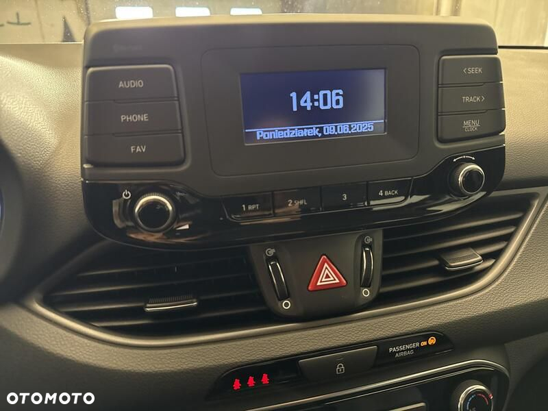 Hyundai i30 1.5 DPI Modern - 15