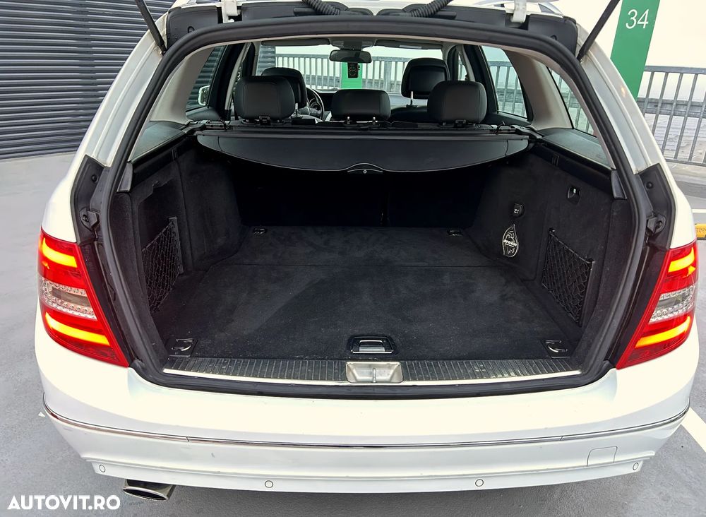 Mercedes-Benz C 250 T CDI DPF (BlueEFFICIENCY) 7G-TRONIC Avantgarde - 13