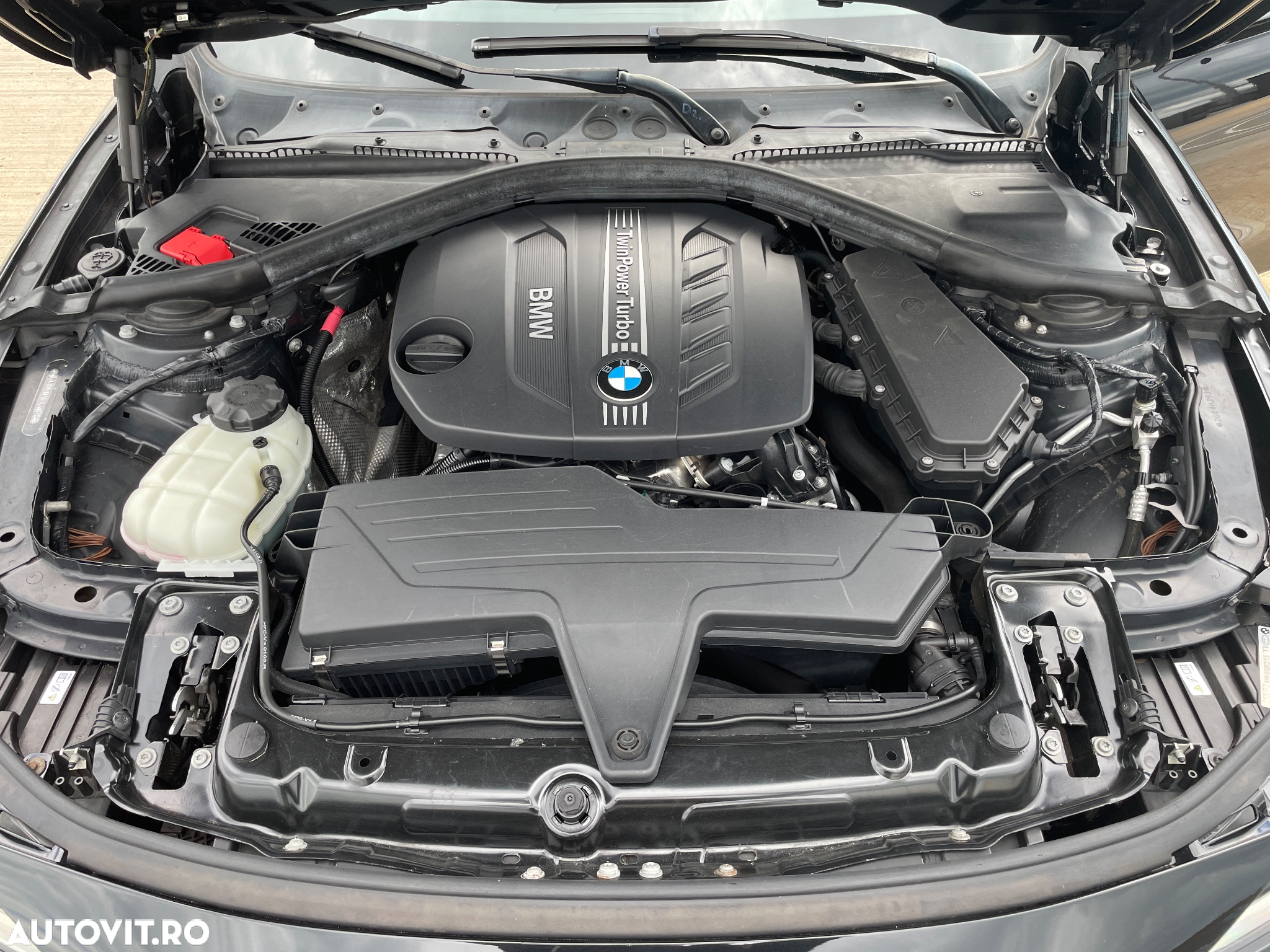 BMW Seria 3 316d Sport Line - 11