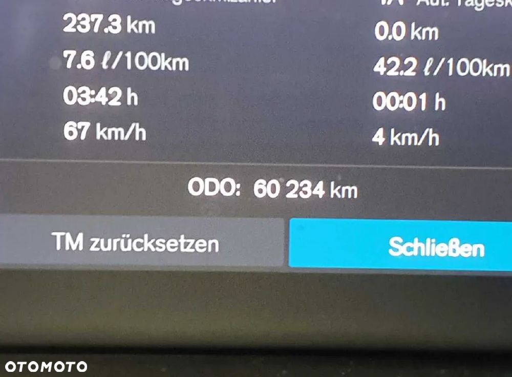 Volvo XC 60 B4 D AWD Ultimate Dark - 14