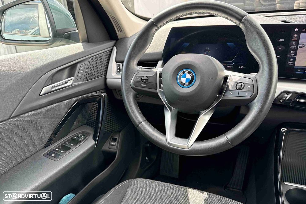 BMW iX1 xDrive30 - 6