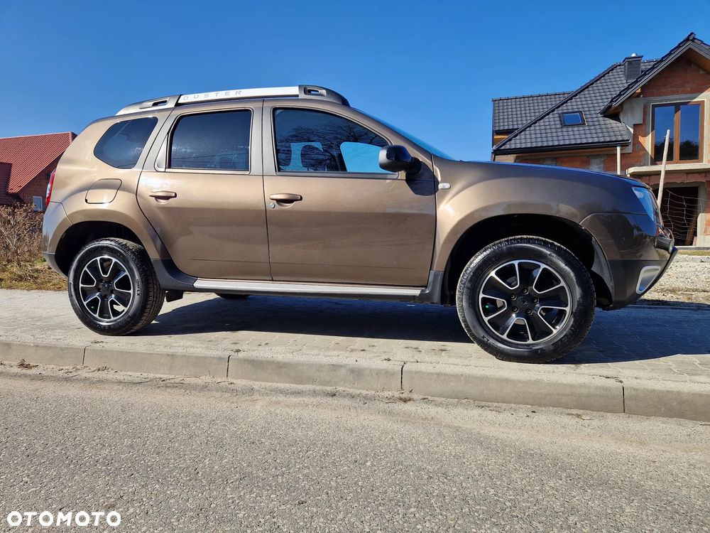 Dacia Duster 1.6 SCe Laureate S&S - 11