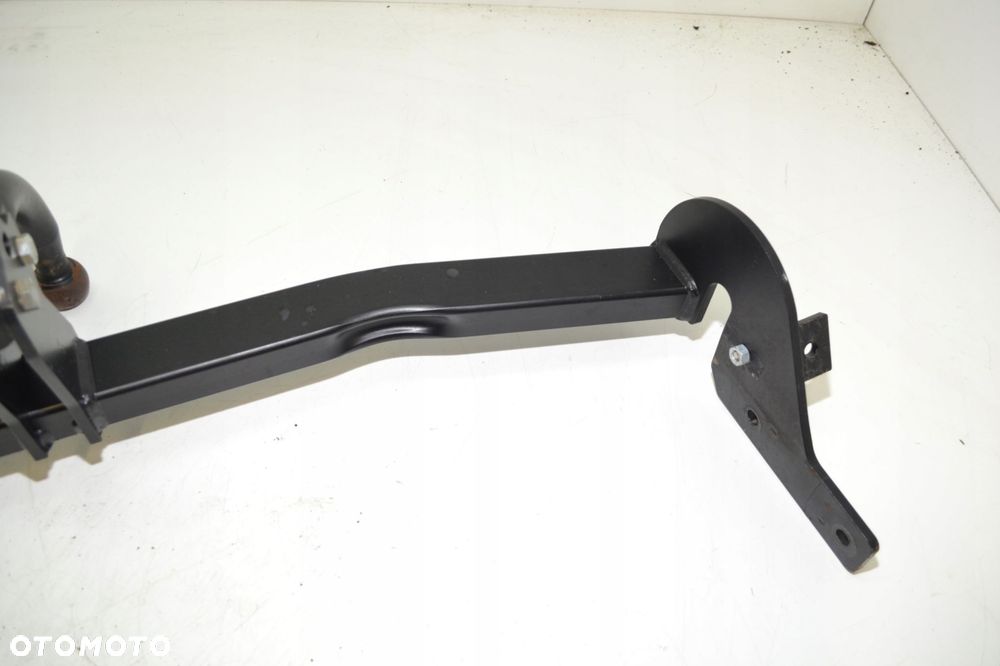 HAK HOLOWNICZY AUTO HAK P32 - 8