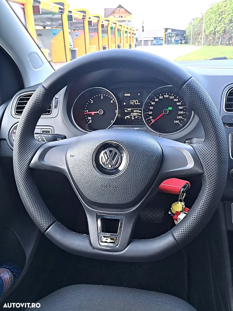 Volkswagen Polo 1.4 TDI (Blue Motion Technology) DSG Comfortline - 12