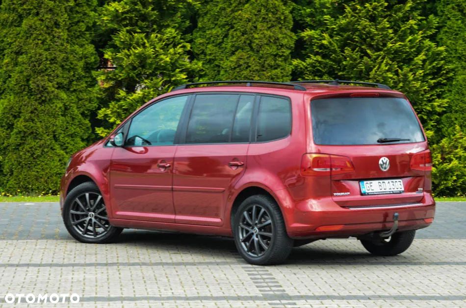 Volkswagen Touran 1.6 TDI DPF BlueMotion Technology DSG Comfortline - 16