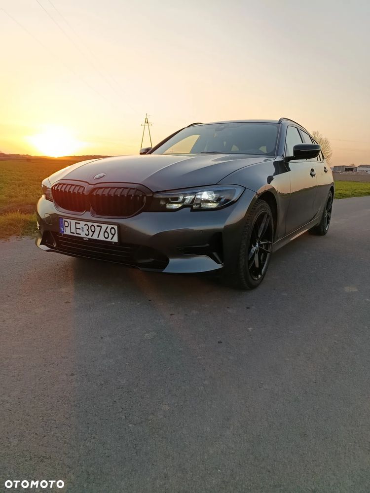 BMW Seria 3 320d - 12