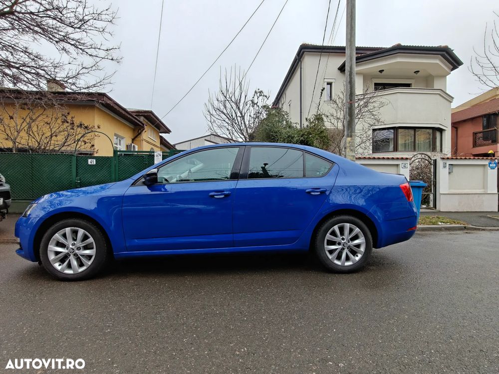 Skoda Octavia 2.0 TDI DSG 4X4 RS - 8